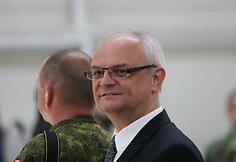 NATO oro policijos misijos pasikeitimas