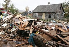 Dujų sprogimas sugriovė namą iki pamatų