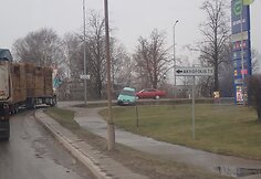 Šiauliuose sankryžoje susidūrė „VW Golf“ ir „Renault Scenic“