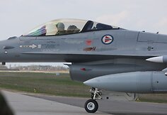 Aviacijos bazėje &Scaron;iauliuose leidžiasi NATO lėktuvas