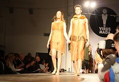 Jubiliejiniame &bdquo;Virus&ldquo; festivalyje &ndash; priblo&scaron;kiantis avangardinės mados &scaron;ou