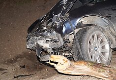 Ukmergės rajone dėl girto vairuotojo suknežinti trys automobiliai