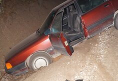 Ukmergės rajone dėl girto vairuotojo suknežinti trys automobiliai