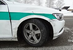 Trileris Alytuje: policija su &scaron;ūviais gaudė vogtą automobilį ir &bdquo;&scaron;ukerius&ldquo;