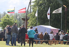 Jubiliejinį Kirnaičių festivalį i&scaron;maudė lietus, tačiau dalyvių nei&scaron;vaikė
