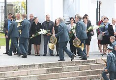Tel&scaron;iai palydi žuvusį pareigūną Liudą &Scaron;imkų į paskutinę kelionę