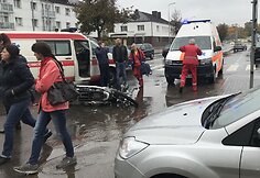 Jonavos miesto centre – avarija, sužeistas motociklininkas