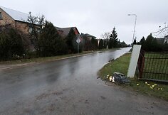Pavojingos gatvės be šaligatvių