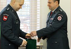 Apdovanoti mažametės išžaginimą Jonavoje atskleidę pareigūnai