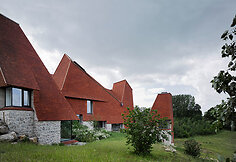 Metų namas