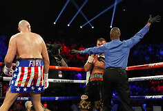 Tysonas Fury ir Tomas Schwarzas bei jų dvikova Las Vegase.
