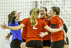 Lietuvos moterų tinklinio pirmenybių pusfinalis.