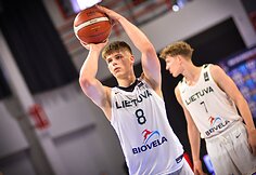 Lietuvos jaunimo (iki 18 metų) vaikinų rinktinė įveikė &Scaron;vediją. Justas Stonkus