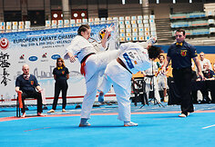 Kioku&scaron;in karatė Europos čempionato akimirka. Marija Sekunda