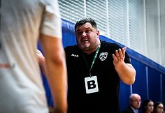 &bdquo;Granitas-Karys&ldquo; nugalėjo antroje vietoje esančią &bdquo;Varsos-Stronglaso&ldquo; komandą 34:26. Vaidotas Grosas