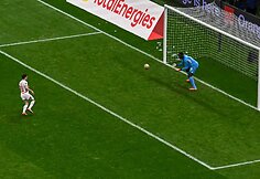 Afrikos čempionato finalas: Marokas &ndash; Senegalas. Brahimas Diazas nerealizavo 11 metrų baudinio, pataikęs į vartininką Edouardą Mendy.