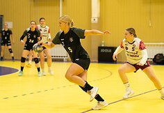 &bdquo;Cascada-HC Garliava SC&ldquo; pusfinalio serijoje 2:1 įveikė reguliariojo sezono nugalėtoją Vilniaus &bdquo;Eglę&ldquo;.