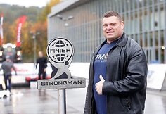 Vilniuje savaitgalį &scaron;e&scaron;tąjį kartą surengtas tarptautinis galiūnų turnyras &bdquo;Savickas Classic 2017&ldquo;.