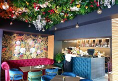 &bdquo;Gypsy Lounge & Grill&ldquo; aplinka