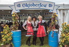 Au&scaron;rinė Gerikienė (centre)