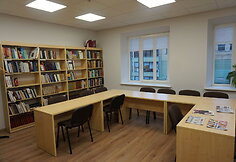Sostinės Dzūkų biblioteka po renovacijos