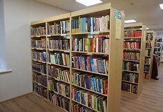 Sostinės Dzūkų biblioteka po renovacijos
