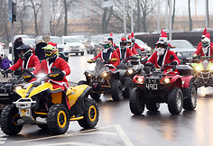 Kalėdinę staigmeną Senamiesčio vaikų dienos centro bendruomenei