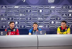 Rumunija futbolo rinktinės spaudos konferencija