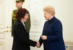 Daugiavaikių mamų apdovanojimo ceremonija Prezidentūroje