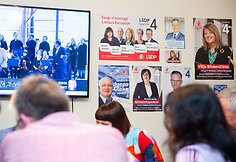 Lietuvos socialdemokratų partijos nariai laukia Europos parlamento rinkimų rezultatų