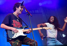 Grupės &bdquo;The 1975&ldquo; koncerto akimirka