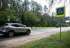 Nemenčinės plente esanti pėsčiųjų perėja, kurią ruošiamasi panaikinti