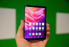 &bdquo;FlexPai&ldquo; sulankstomas i&scaron;manusis telefonas