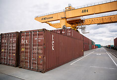 Atkeliavo pirmoji asmens apsaugos priemonių siunta i&scaron; Kinijos