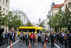 Savivaldybėms buvo perduoti 25 nauji mokykliniai autobusai