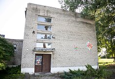 Mokykla Dieveni&scaron;kėse, kurioje planuojama apgyvendinti migrantus