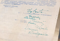 Signatarų namuose eksponuojama 1949 m. vasario 16 d. Lietuvos laisvės kovos sąjūdžio Tarybos deklaracija