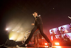 &bdquo;Bastille&ldquo; koncerto akimirka