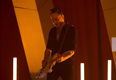 „Hurts“ koncerto akimirka