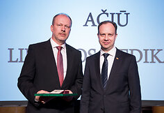 Lietuvos medikų apdovanojimų ceremonijos akimirka