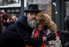Teatralizuota signatarų eisena
