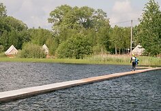 Prie Vilniaus &ndash; IKEA įrengtas vie&scaron;butis palapinėse