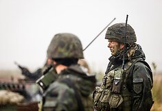 Kario darbe yra labai daug nežinomybės ir streso