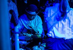 Festivalio &bdquo;nowJapan&ldquo; atidarymo koncertui kruop&scaron;čiai rengiasi ir atlikėjai, ir robotas