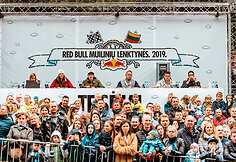 Kauną sudrebino įspūdingos „Red Bull muilinių lenktynės“
