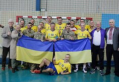 Varėnoje – veteranų rankinio turnyras