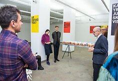 Vilniuje vienai dienai atidarytas Stepheno Hawkingo knygai skirtas knygynas