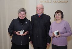 Apdovanoti lietuvių kalbos puoselėtojai