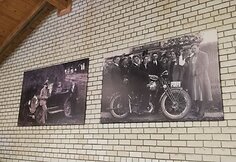 Istorinių transporto priemonių ekspozicija Anyk&scaron;čiuose