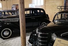 Istorinių transporto priemonių ekspozicija Anyk&scaron;čiuose